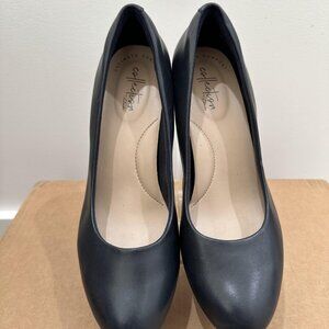 Clarks Collection Shoes Womens Size 7 BlUE Ultimate Comfort High Heel Pumps